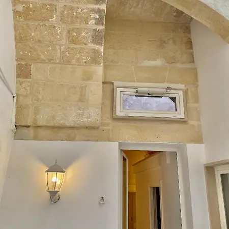 Dadaumpa Lecce